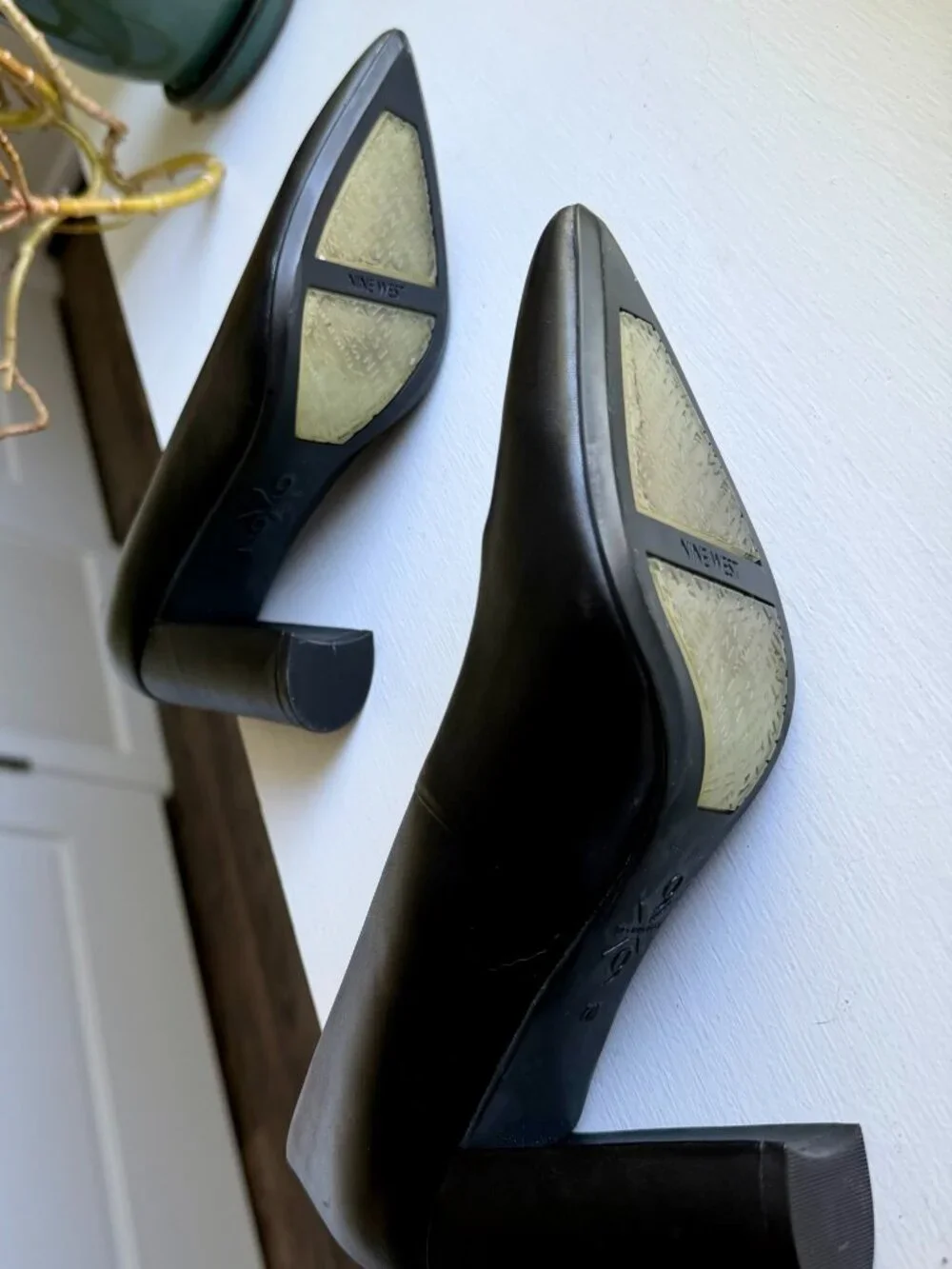 Nine West Astoria 9x9 Block Heel Pumps, Black Size 7M, Classic and Comfy